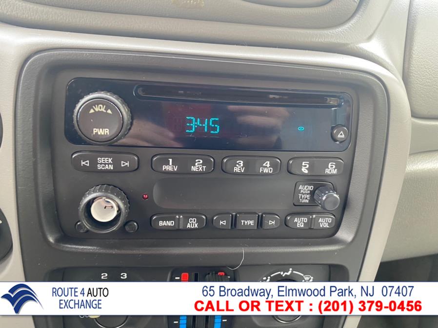 Used Chevrolet TrailBlazer 4WD 4dr LT w/1LT 2009 | Route 4 Auto Exchange. Elmwood Park, New Jersey Used Chevrolet TrailBlazer 4WD 4dr LT w/1LT 2009 | Route 4 Auto Exchange. Elmwood Park, New Jersey