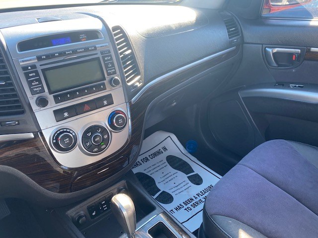 Used Hyundai Santa Fe AWD 4dr V6 Auto SE 2010 | Wide World Inc. Brooklyn, New York Used Hyundai Santa Fe AWD 4dr V6 Auto SE 2010 | Wide World Inc. Brooklyn, New York