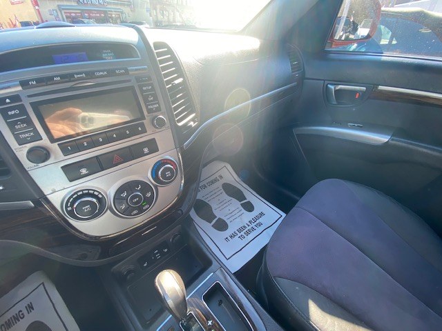 Used Hyundai Santa Fe AWD 4dr V6 Auto SE 2010 | Wide World Inc. Brooklyn, New York Used Hyundai Santa Fe AWD 4dr V6 Auto SE 2010 | Wide World Inc. Brooklyn, New York