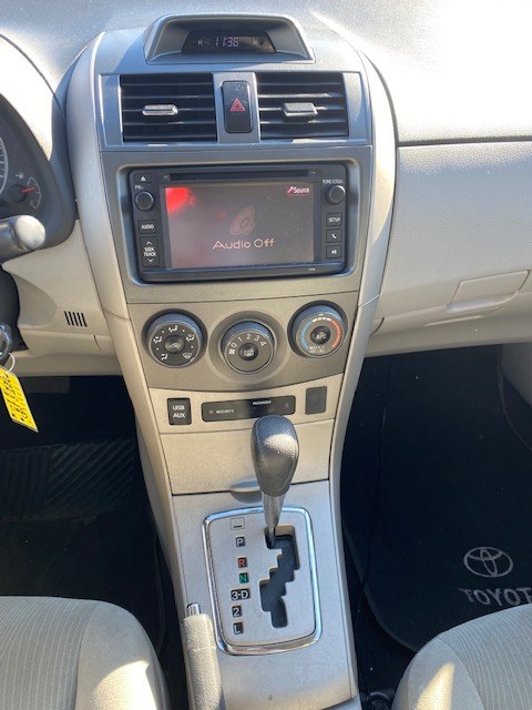 Used Toyota Corolla 4dr Sdn Auto LE 2013 | Wide World Inc. Brooklyn, New York Used Toyota Corolla 4dr Sdn Auto LE 2013 | Wide World Inc. Brooklyn, New York