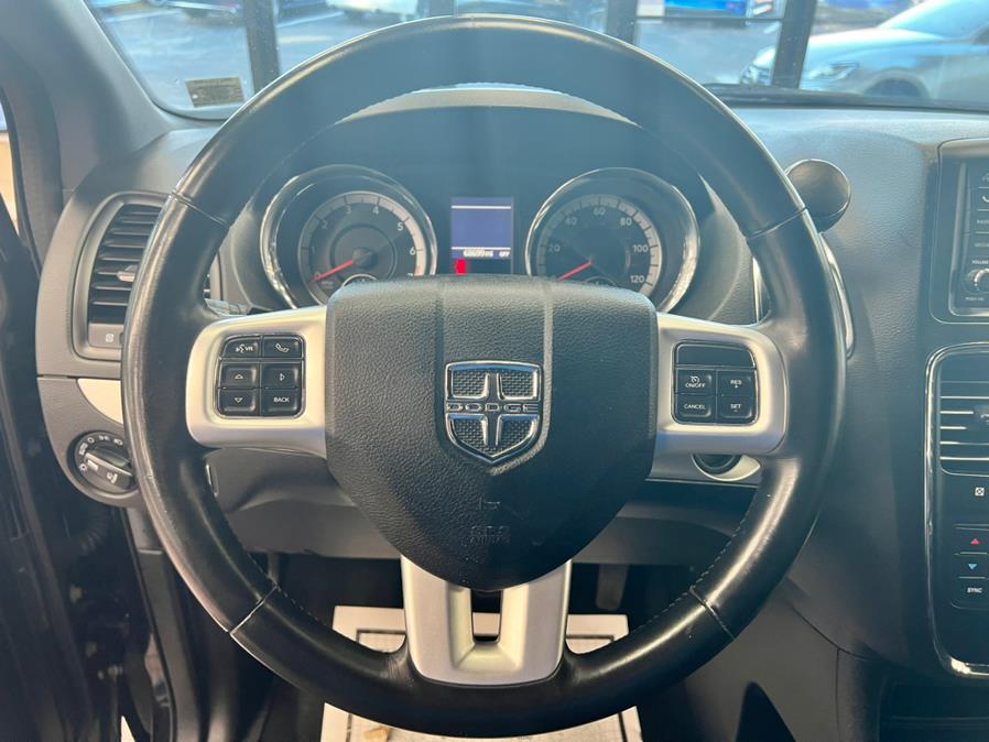 Used Dodge Grand Caravan GT Wagon 2019 | Power Motors East. Massapequa Park, New York Used Dodge Grand Caravan GT Wagon 2019 | Power Motors East. Massapequa Park, New York