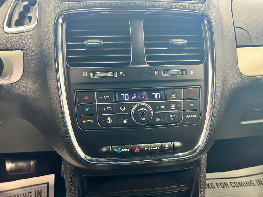 Used Dodge Grand Caravan GT Wagon 2019 | Power Motors East. Massapequa Park, New York Used Dodge Grand Caravan GT Wagon 2019 | Power Motors East. Massapequa Park, New York