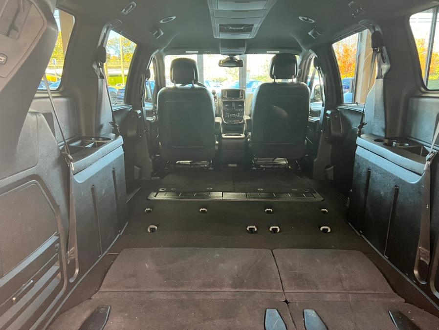 Used Dodge Grand Caravan GT Wagon 2019 | Power Motors East. Massapequa Park, New York Used Dodge Grand Caravan GT Wagon 2019 | Power Motors East. Massapequa Park, New York