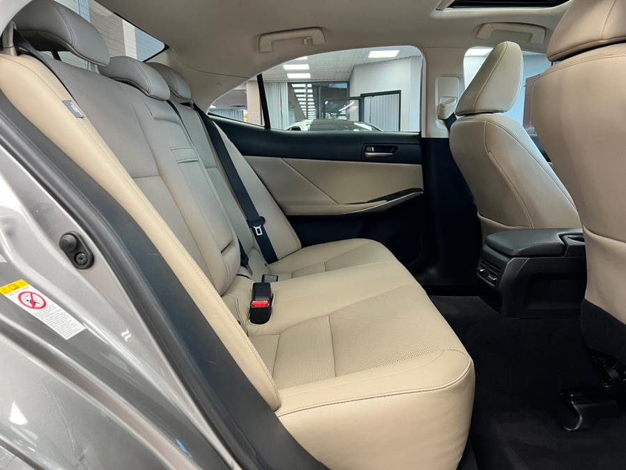 Used Lexus IS IS Turbo RWD 2017 | Power Motors East. Massapequa Park, New York Used Lexus IS IS Turbo RWD 2017 | Power Motors East. Massapequa Park, New York