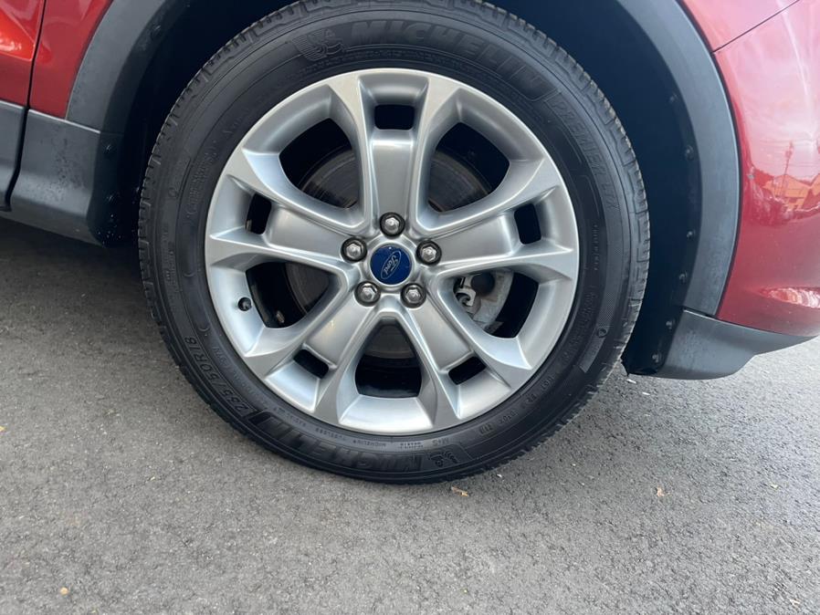 Used Ford Escape 4WD 4dr Titanium 2016 | Auto Match LLC. Waterbury, Connecticut Used Ford Escape 4WD 4dr Titanium 2016 | Auto Match LLC. Waterbury, Connecticut