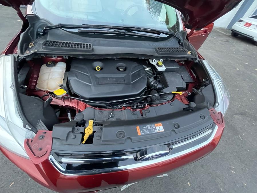 Used Ford Escape 4WD 4dr Titanium 2016 | Auto Match LLC. Waterbury, Connecticut Used Ford Escape 4WD 4dr Titanium 2016 | Auto Match LLC. Waterbury, Connecticut