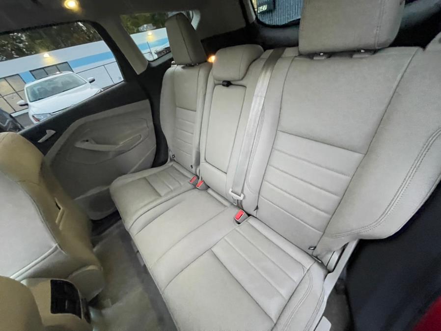 Used Ford Escape 4WD 4dr Titanium 2016 | Auto Match LLC. Waterbury, Connecticut Used Ford Escape 4WD 4dr Titanium 2016 | Auto Match LLC. Waterbury, Connecticut