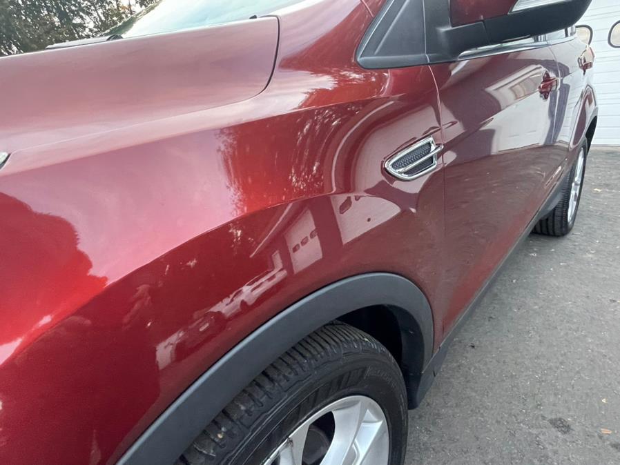 Used Ford Escape 4WD 4dr Titanium 2016 | Auto Match LLC. Waterbury, Connecticut Used Ford Escape 4WD 4dr Titanium 2016 | Auto Match LLC. Waterbury, Connecticut