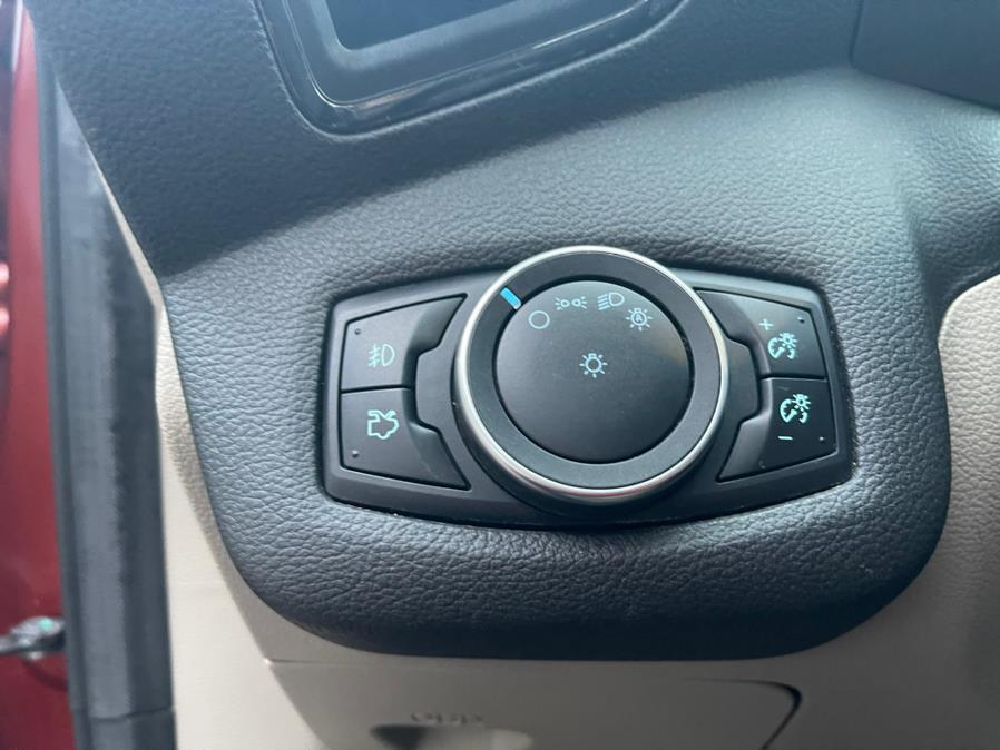 Used Ford Escape 4WD 4dr Titanium 2016 | Auto Match LLC. Waterbury, Connecticut Used Ford Escape 4WD 4dr Titanium 2016 | Auto Match LLC. Waterbury, Connecticut
