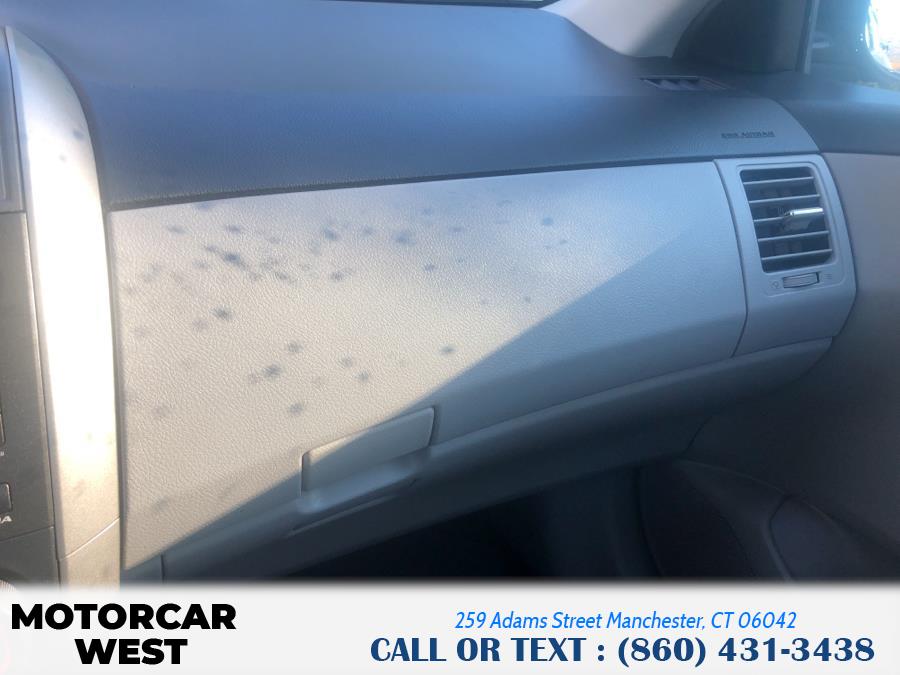 Used Toyota Corolla 4dr Sdn Auto LE (Natl) 2011 | Motorcar West. Manchester, Connecticut Used Toyota Corolla 4dr Sdn Auto LE (Natl) 2011 | Motorcar West. Manchester, Connecticut