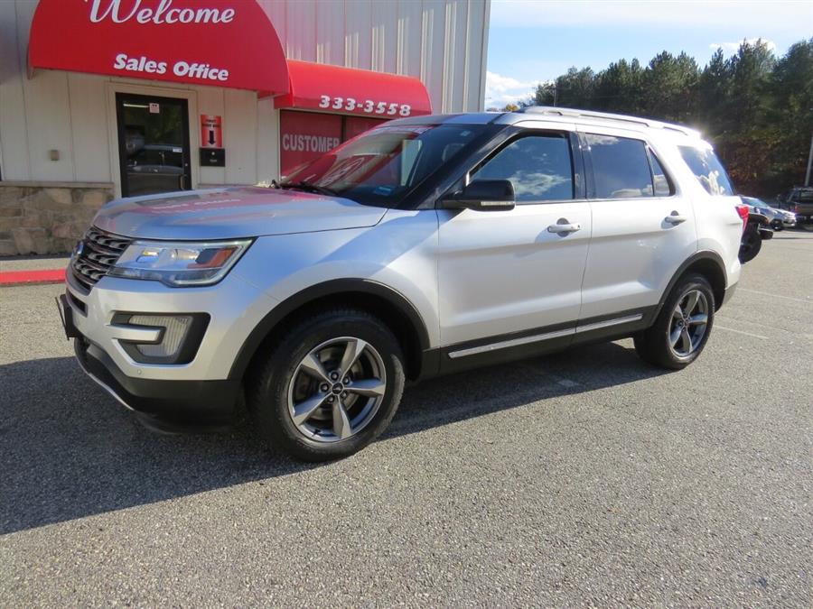 Used Ford Explorer XLT AWD 4dr SUV 2017 | Lake City Exports Inc. Auburn, Maine Used Ford Explorer XLT AWD 4dr SUV 2017 | Lake City Exports Inc. Auburn, Maine