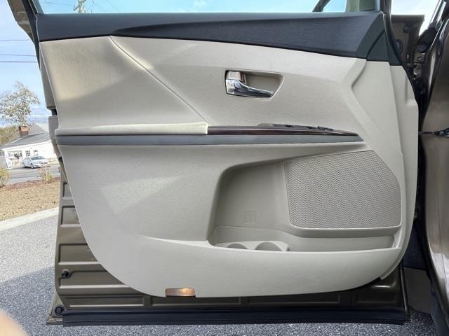 Used Toyota Venza LE 2013 | Blasius Federal Road. Brookfield, Connecticut Used Toyota Venza LE 2013 | Blasius Federal Road. Brookfield, Connecticut
