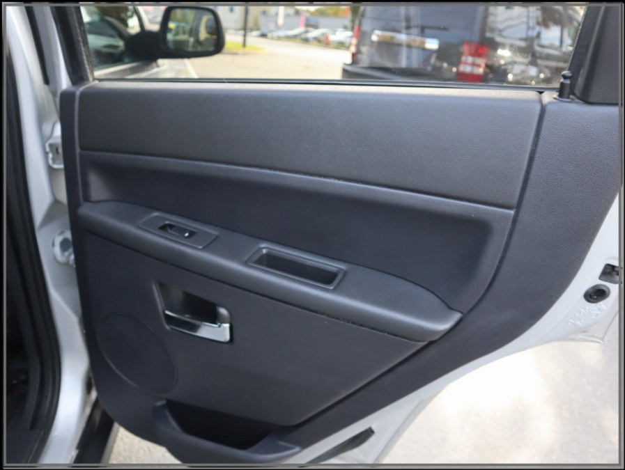 2010 Jeep Grand Cherokee 4WD 4dr Laredo, available for sale in Huntington Station, New York | My Auto Inc.. Huntington Station, New York 2010 Jeep Grand Cherokee 4WD 4dr Laredo, available for sale in Huntington Station, New York | My Auto Inc.. Huntington Station, New York