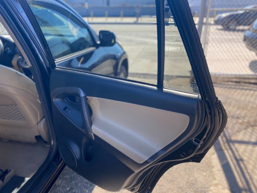 2009 Toyota RAV4 4WD 4dr V6 5-Spd AT Ltd, available for sale in Middle Village, New York | Middle Village Motors . Middle Village, New York 2009 Toyota RAV4 4WD 4dr V6 5-Spd AT Ltd, available for sale in Middle Village, New York | Middle Village Motors . Middle Village, New York