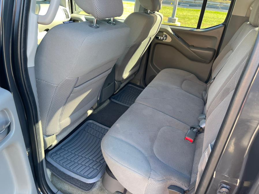 2015 Nissan Frontier 4WD Crew Cab LWB Auto SV, available for sale in South Windsor, Connecticut | Mike And Tony Auto Sales, Inc. South Windsor, Connecticut 2015 Nissan Frontier 4WD Crew Cab LWB Auto SV, available for sale in South Windsor, Connecticut | Mike And Tony Auto Sales, Inc. South Windsor, Connecticut