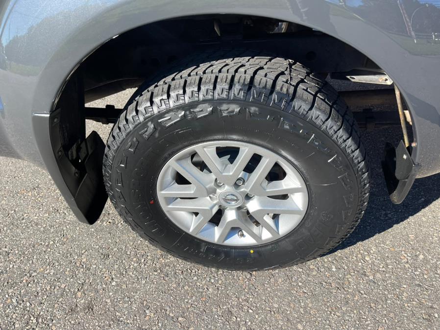 2015 Nissan Frontier 4WD Crew Cab LWB Auto SV, available for sale in South Windsor, Connecticut | Mike And Tony Auto Sales, Inc. South Windsor, Connecticut 2015 Nissan Frontier 4WD Crew Cab LWB Auto SV, available for sale in South Windsor, Connecticut | Mike And Tony Auto Sales, Inc. South Windsor, Connecticut