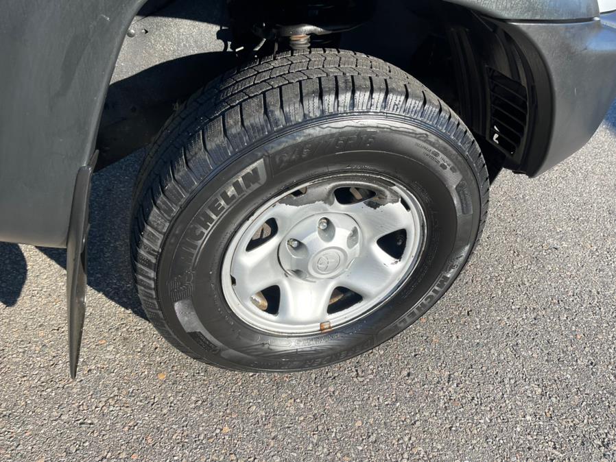 2012 Toyota Tacoma 4WD Reg Cab I4 AT (Natl), available for sale in South Windsor, Connecticut | Mike And Tony Auto Sales, Inc. South Windsor, Connecticut 2012 Toyota Tacoma 4WD Reg Cab I4 AT (Natl), available for sale in South Windsor, Connecticut | Mike And Tony Auto Sales, Inc. South Windsor, Connecticut