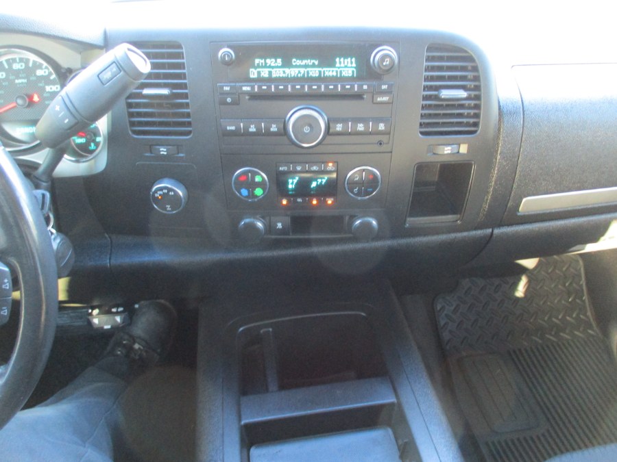 Used Chevrolet Silverado 1500 4WD Crew Cab 143.5" LT 2010 | Suffield Auto Sales. Suffield, Connecticut