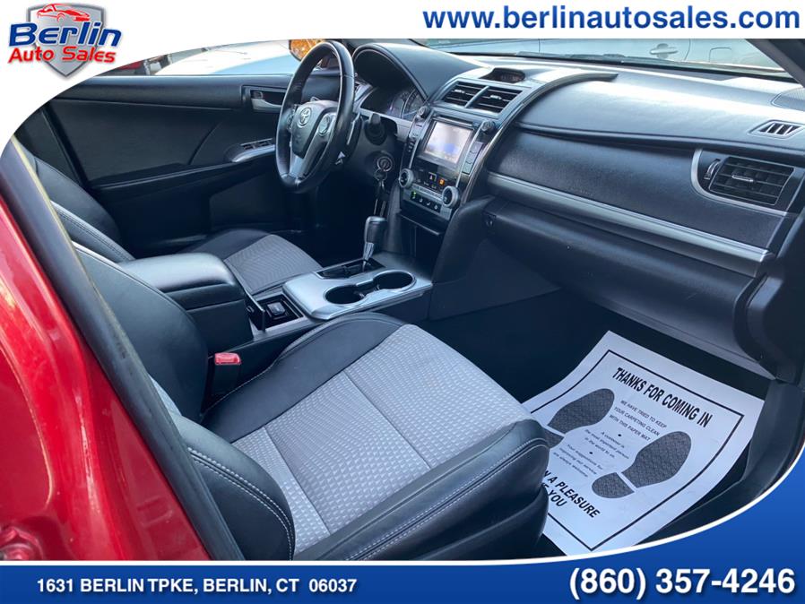 Used Toyota Camry 4dr Sdn I4 Auto SE (Natl) *Ltd Avail* 2014 | Berlin Auto Sales LLC. Berlin, Connecticut
