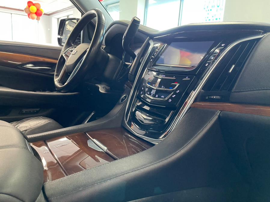 Used Cadillac Escalade ESV 4WD 4dr Premium Collection 2016 | 5 Towns Drive. Inwood, New York Used Cadillac Escalade ESV 4WD 4dr Premium Collection 2016 | 5 Towns Drive. Inwood, New York