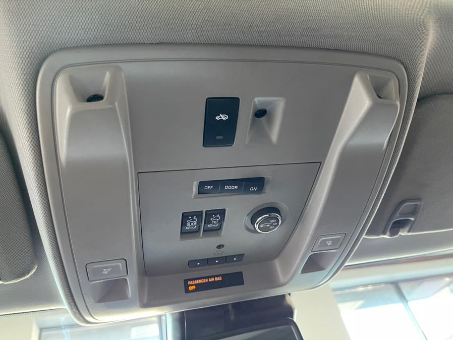 Used Cadillac Escalade ESV 4WD 4dr Premium Collection 2016 | 5 Towns Drive. Inwood, New York Used Cadillac Escalade ESV 4WD 4dr Premium Collection 2016 | 5 Towns Drive. Inwood, New York