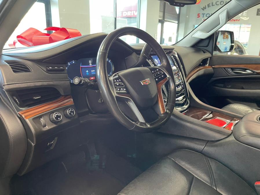 Used Cadillac Escalade ESV 4WD 4dr Premium Collection 2016 | 5 Towns Drive. Inwood, New York Used Cadillac Escalade ESV 4WD 4dr Premium Collection 2016 | 5 Towns Drive. Inwood, New York