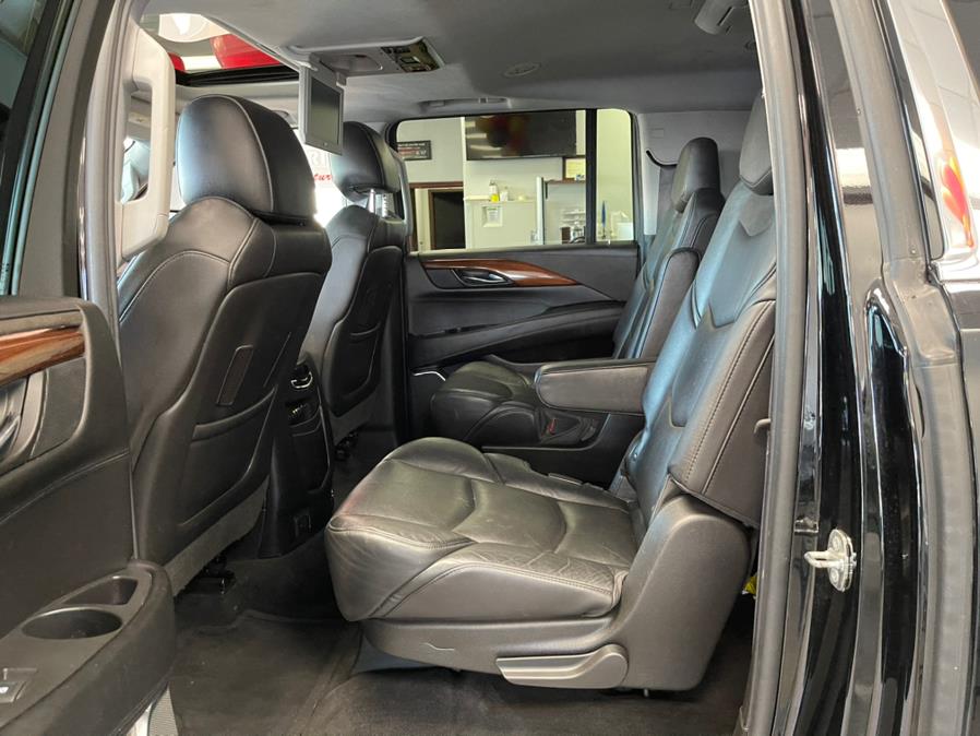 Used Cadillac Escalade ESV 4WD 4dr Premium Collection 2016 | 5 Towns Drive. Inwood, New York Used Cadillac Escalade ESV 4WD 4dr Premium Collection 2016 | 5 Towns Drive. Inwood, New York