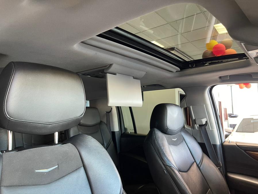 Used Cadillac Escalade ESV 4WD 4dr Premium Collection 2016 | 5 Towns Drive. Inwood, New York Used Cadillac Escalade ESV 4WD 4dr Premium Collection 2016 | 5 Towns Drive. Inwood, New York