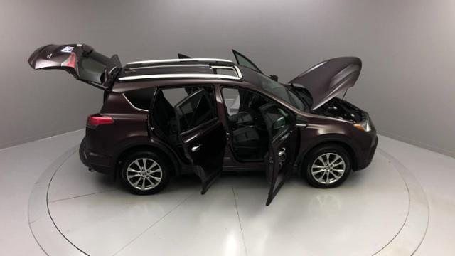 Used Toyota Rav4 AWD 4dr Limited 2016 | J&M Automotive Sls&Svc LLC. Naugatuck, Connecticut Used Toyota Rav4 AWD 4dr Limited 2016 | J&M Automotive Sls&Svc LLC. Naugatuck, Connecticut