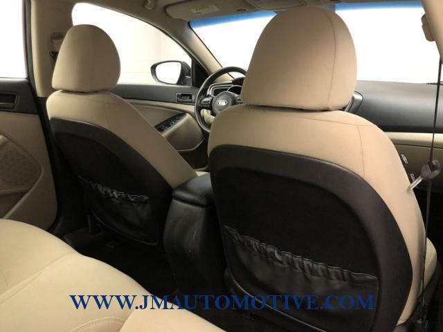 2015 Kia Optima 4dr Sdn LX, available for sale in Naugatuck, Connecticut | J&M Automotive Sls&Svc LLC. Naugatuck, Connecticut 2015 Kia Optima 4dr Sdn LX, available for sale in Naugatuck, Connecticut | J&M Automotive Sls&Svc LLC. Naugatuck, Connecticut