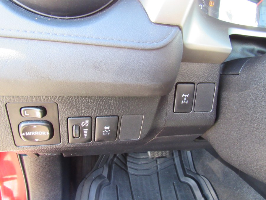 Used Toyota RAV4 AWD 4dr LE (Natl) 2014 | Hilario's Auto Sales Inc.. Worcester, Massachusetts Used Toyota RAV4 AWD 4dr LE (Natl) 2014 | Hilario's Auto Sales Inc.. Worcester, Massachusetts