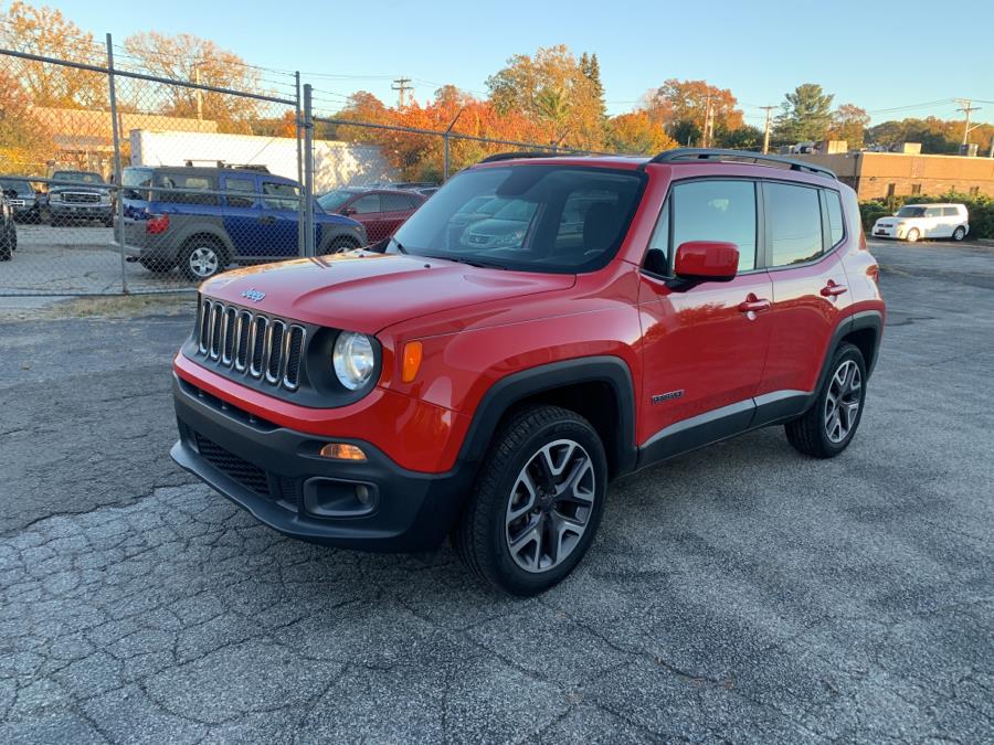 Used Jeep Renegade 4WD 4dr Latitude 2015 | Dealertown Auto Wholesalers. Milford, Connecticut Used Jeep Renegade 4WD 4dr Latitude 2015 | Dealertown Auto Wholesalers. Milford, Connecticut