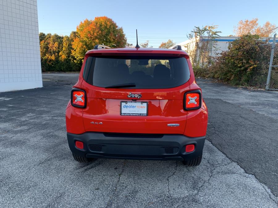 Used Jeep Renegade 4WD 4dr Latitude 2015 | Dealertown Auto Wholesalers. Milford, Connecticut Used Jeep Renegade 4WD 4dr Latitude 2015 | Dealertown Auto Wholesalers. Milford, Connecticut