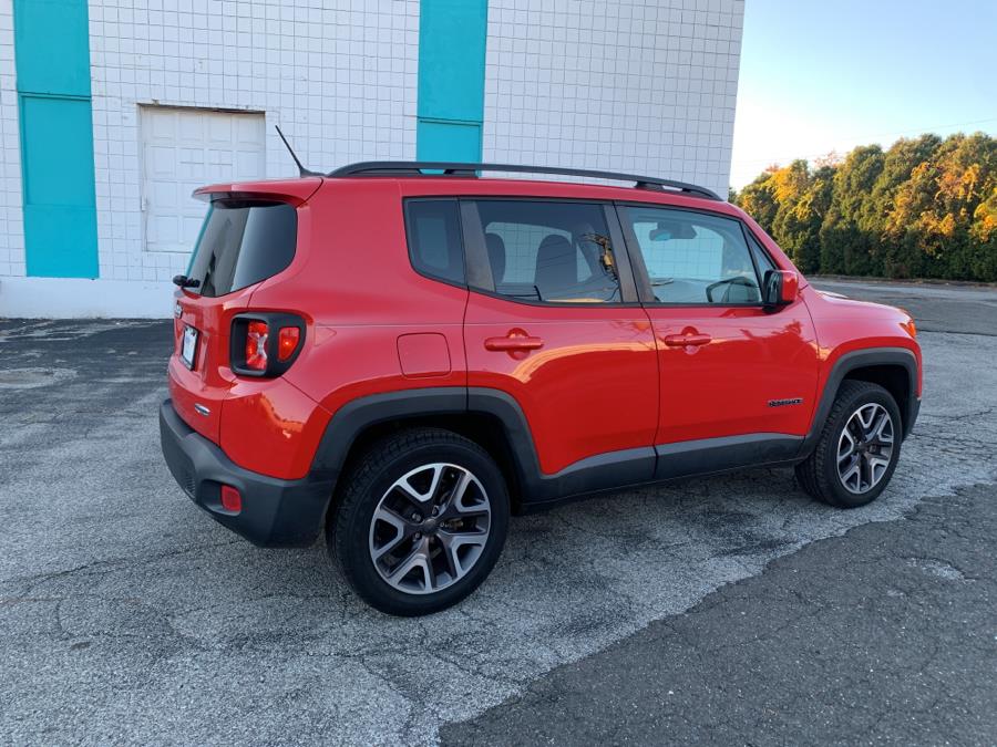 Used Jeep Renegade 4WD 4dr Latitude 2015 | Dealertown Auto Wholesalers. Milford, Connecticut Used Jeep Renegade 4WD 4dr Latitude 2015 | Dealertown Auto Wholesalers. Milford, Connecticut