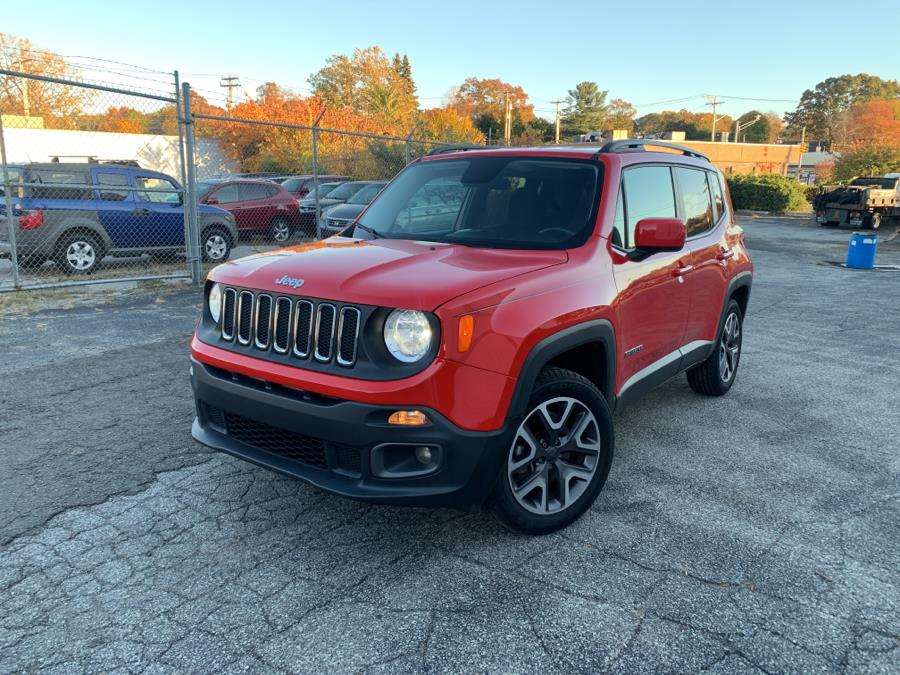 Used Jeep Renegade 4WD 4dr Latitude 2015 | Dealertown Auto Wholesalers. Milford, Connecticut Used Jeep Renegade 4WD 4dr Latitude 2015 | Dealertown Auto Wholesalers. Milford, Connecticut