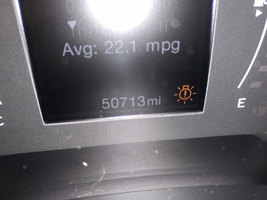 Used Jeep Renegade 4WD 4dr Latitude 2015 | Dealertown Auto Wholesalers. Milford, Connecticut Used Jeep Renegade 4WD 4dr Latitude 2015 | Dealertown Auto Wholesalers. Milford, Connecticut
