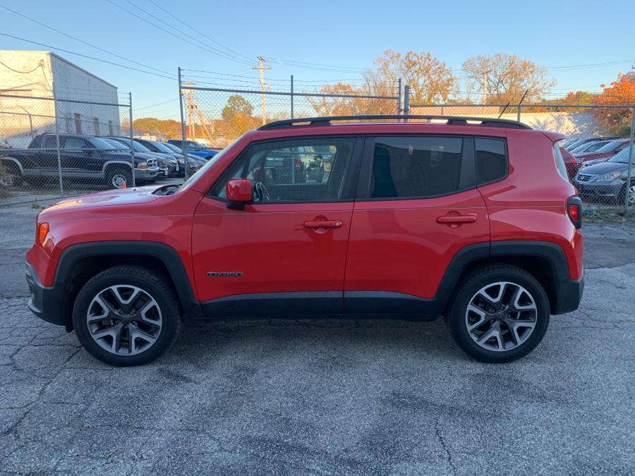 Used Jeep Renegade 4WD 4dr Latitude 2015 | Dealertown Auto Wholesalers. Milford, Connecticut Used Jeep Renegade 4WD 4dr Latitude 2015 | Dealertown Auto Wholesalers. Milford, Connecticut