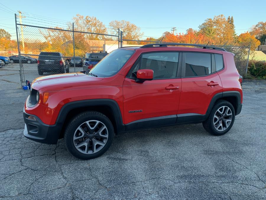Used Jeep Renegade 4WD 4dr Latitude 2015 | Dealertown Auto Wholesalers. Milford, Connecticut Used Jeep Renegade 4WD 4dr Latitude 2015 | Dealertown Auto Wholesalers. Milford, Connecticut