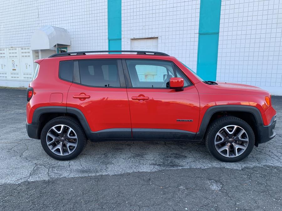 Used Jeep Renegade 4WD 4dr Latitude 2015 | Dealertown Auto Wholesalers. Milford, Connecticut Used Jeep Renegade 4WD 4dr Latitude 2015 | Dealertown Auto Wholesalers. Milford, Connecticut