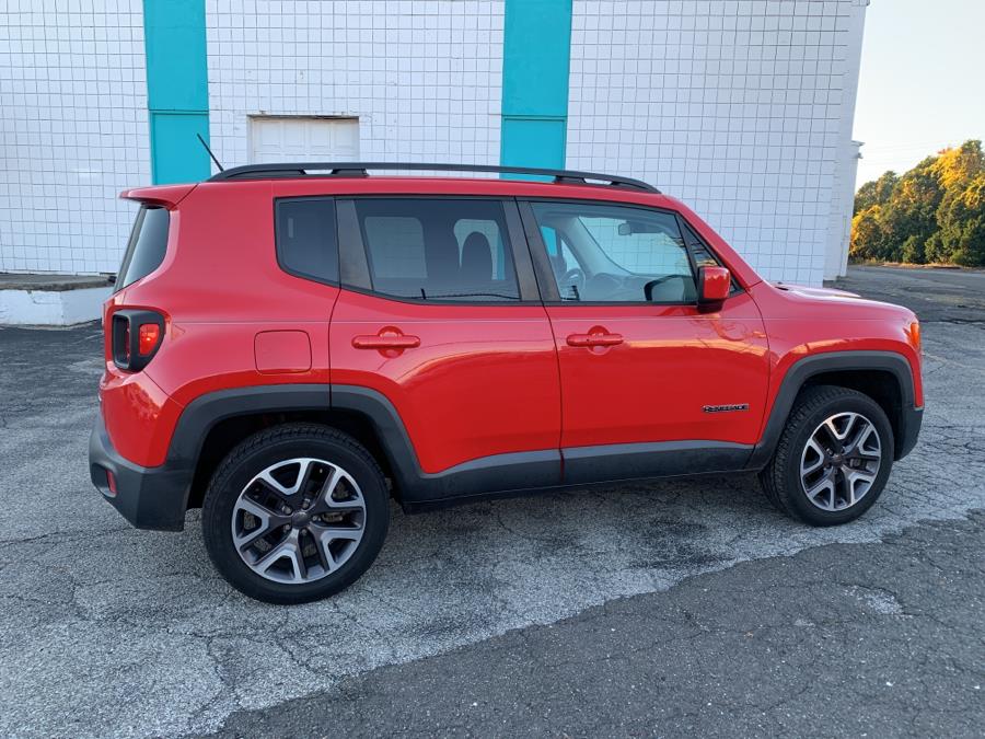 Used Jeep Renegade 4WD 4dr Latitude 2015 | Dealertown Auto Wholesalers. Milford, Connecticut Used Jeep Renegade 4WD 4dr Latitude 2015 | Dealertown Auto Wholesalers. Milford, Connecticut