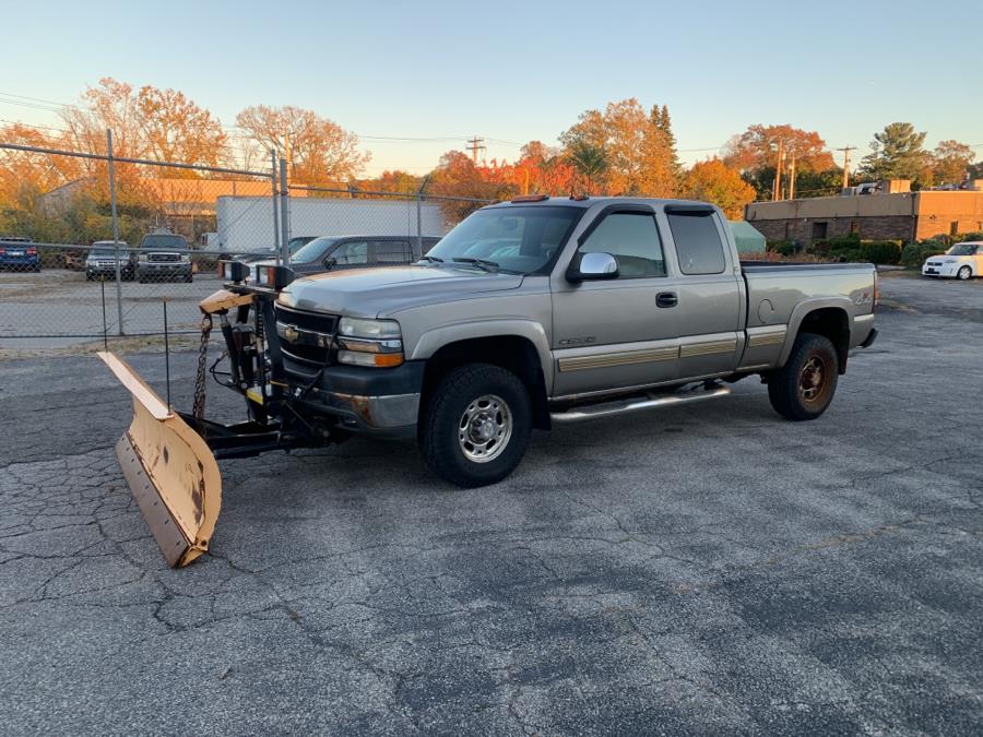 2002 Chevrolet Silverado 2500HD Ext Cab 157.5" WB 4WD LT, available for sale in Milford, Connecticut | Dealertown Auto Wholesalers. Milford, Connecticut 2002 Chevrolet Silverado 2500HD Ext Cab 157.5" WB 4WD LT, available for sale in Milford, Connecticut | Dealertown Auto Wholesalers. Milford, Connecticut