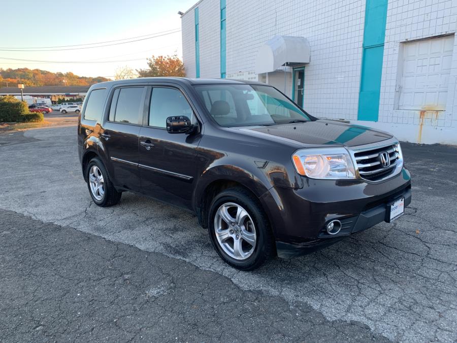 Used Honda Pilot 4WD 4dr EX-L 2015 | Dealertown Auto Wholesalers. Milford, Connecticut Used Honda Pilot 4WD 4dr EX-L 2015 | Dealertown Auto Wholesalers. Milford, Connecticut