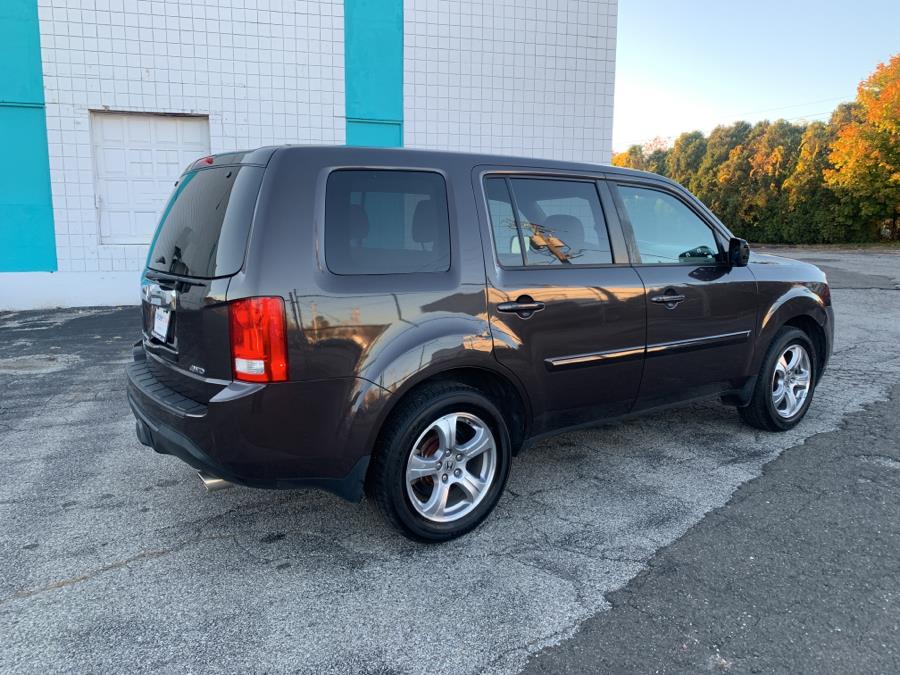 Used Honda Pilot 4WD 4dr EX-L 2015 | Dealertown Auto Wholesalers. Milford, Connecticut Used Honda Pilot 4WD 4dr EX-L 2015 | Dealertown Auto Wholesalers. Milford, Connecticut