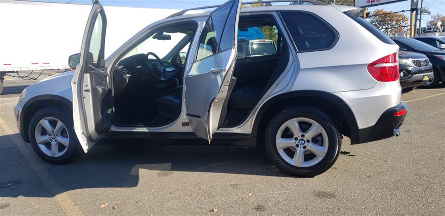 Used BMW X5 AWD 4dr 3.0si 2008 | Victoria Preowned Autos Inc. Little Ferry, New Jersey Used BMW X5 AWD 4dr 3.0si 2008 | Victoria Preowned Autos Inc. Little Ferry, New Jersey