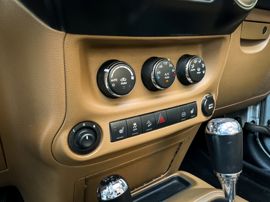 2011 Jeep Wrangler Unlimited 4WD 4dr Rubicon, available for sale in Salt Lake City, Utah | Guchon Imports. Salt Lake City, Utah 2011 Jeep Wrangler Unlimited 4WD 4dr Rubicon, available for sale in Salt Lake City, Utah | Guchon Imports. Salt Lake City, Utah