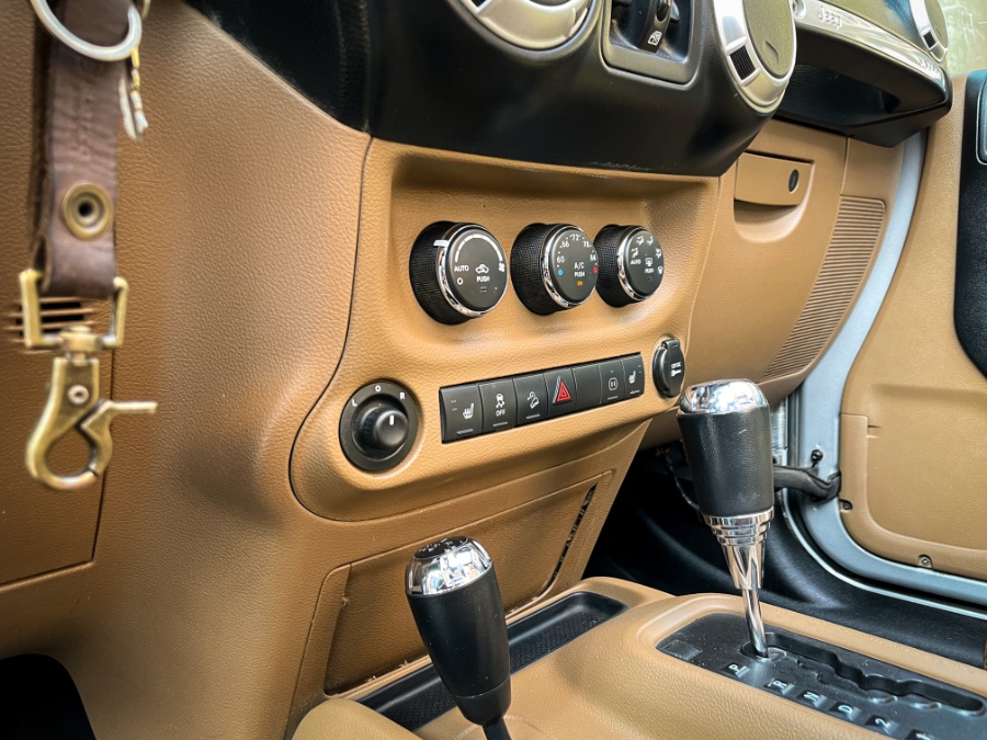 2011 Jeep Wrangler Unlimited 4WD 4dr Rubicon, available for sale in Salt Lake City, Utah | Guchon Imports. Salt Lake City, Utah 2011 Jeep Wrangler Unlimited 4WD 4dr Rubicon, available for sale in Salt Lake City, Utah | Guchon Imports. Salt Lake City, Utah