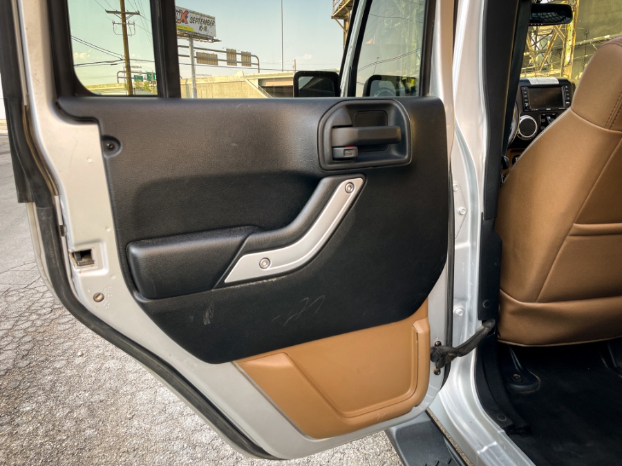 2011 Jeep Wrangler Unlimited 4WD 4dr Rubicon, available for sale in Salt Lake City, Utah | Guchon Imports. Salt Lake City, Utah 2011 Jeep Wrangler Unlimited 4WD 4dr Rubicon, available for sale in Salt Lake City, Utah | Guchon Imports. Salt Lake City, Utah