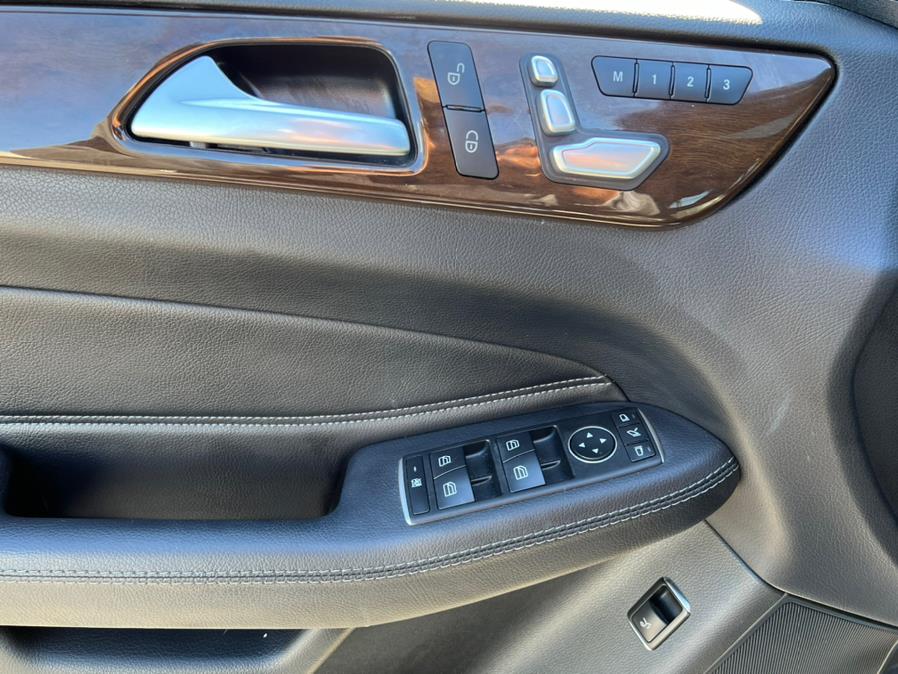 Used Mercedes-Benz GLE GLE 350 4MATIC SUV 2017 | Mint Auto Sales. Islip, New York Used Mercedes-Benz GLE GLE 350 4MATIC SUV 2017 | Mint Auto Sales. Islip, New York