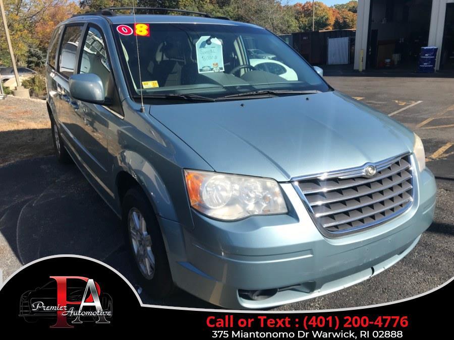 Used Chrysler Town & Country 4dr Wgn Touring 2008 | Premier Automotive Sales. Warwick, Rhode Island