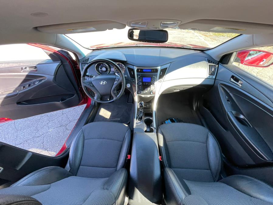 2011 Hyundai Sonata 4dr Sdn 2.4L Auto SE, available for sale in New Britain, Connecticut | Supreme Automotive. New Britain, Connecticut 2011 Hyundai Sonata 4dr Sdn 2.4L Auto SE, available for sale in New Britain, Connecticut | Supreme Automotive. New Britain, Connecticut